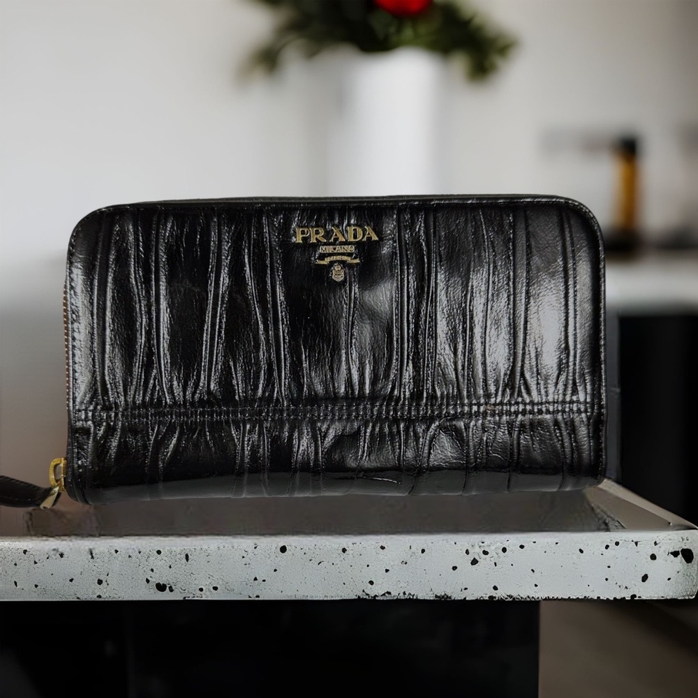 Prada Nappa Gaufre' Leather Wallet Button snap closure black dark rose interior